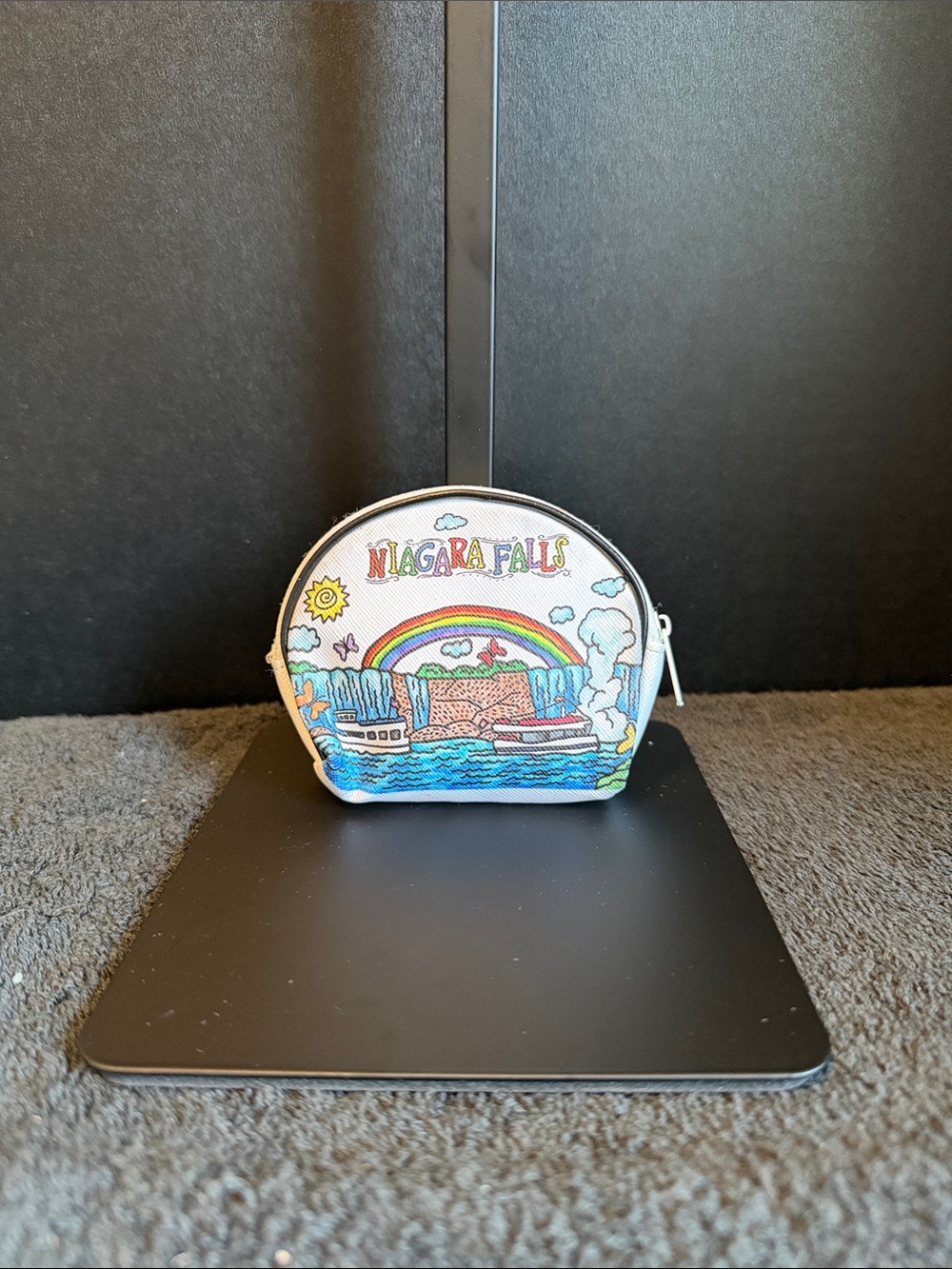 Niagara Falls Souvenir Coin Purse - Colorful Rainbow Scene